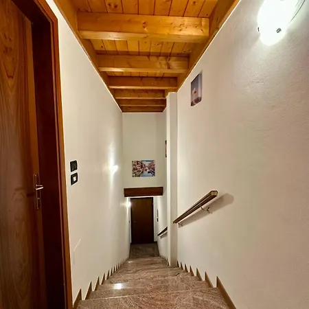 Wood'n Cozy B Apartament Mestre